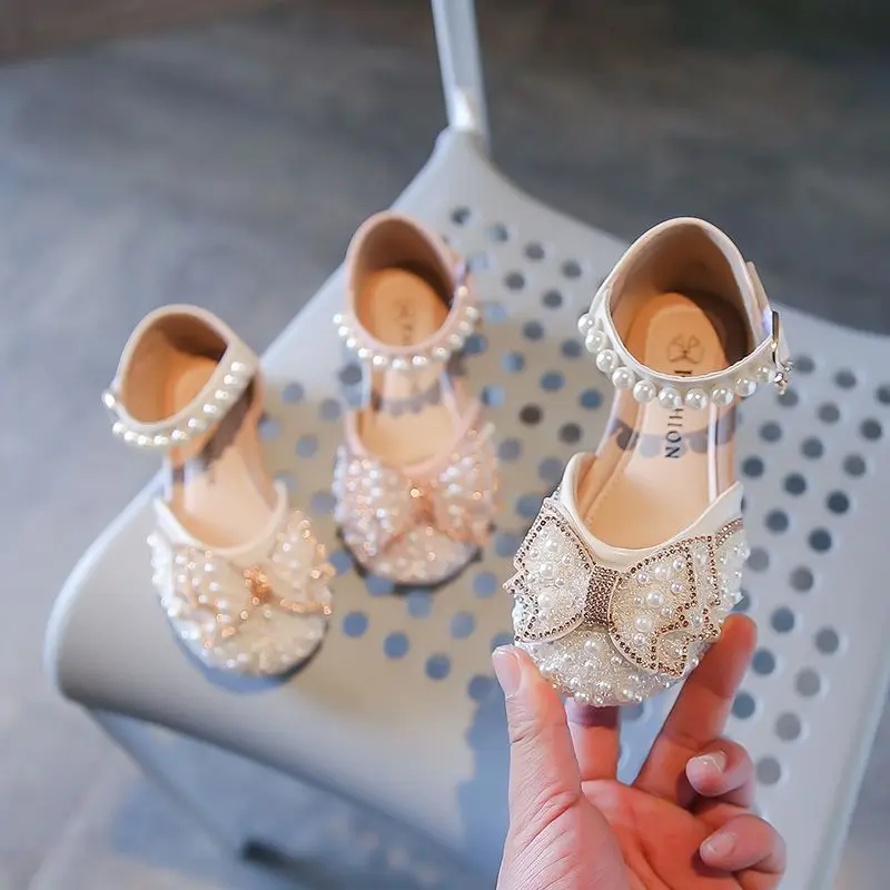 Girls Closed-Toe Crystal Sandals 2026 Summer New Fashion Princess Shoes for Small and Medium Kids