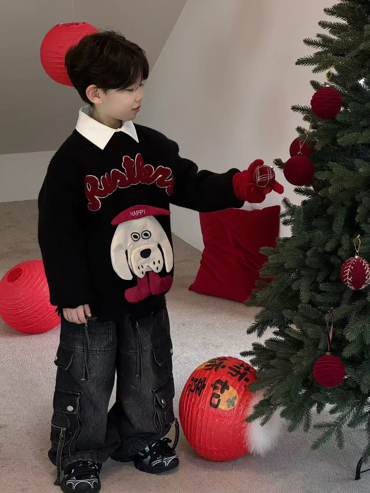 

New Korean Version OIf Children's Winter Sweater Boys' New Year Cartoon Warm Cover Thickened Sweater Boys' Stylish Top