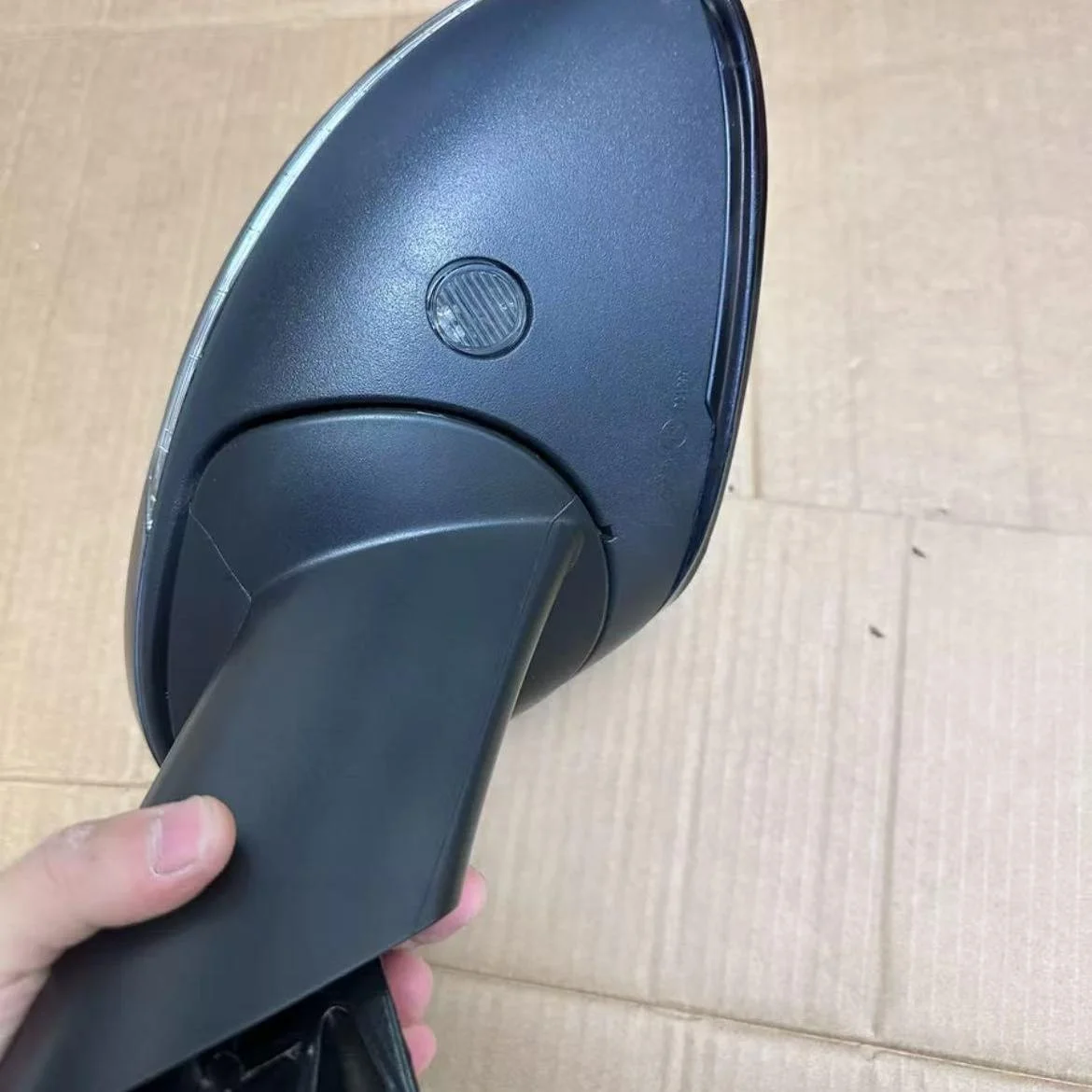 

Tom AutoUsed Right Side Rearview Mirror Base Bracket Motor for Panamera Cayenne Macan 911 All s Have Reverse Mir