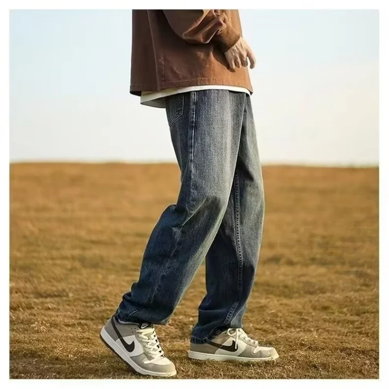 

Синие прямые джинсы оригинального качества в стиле ретро