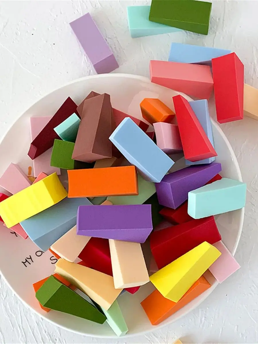 50Pcs 웨지 모양의 메이크업 스펀지 세트, 파운데이션 믹싱용 메이크업 스펀지, 멀티 컬러 메이크업 스펀지, 라텍스 프리 습식 및 건식 듀얼