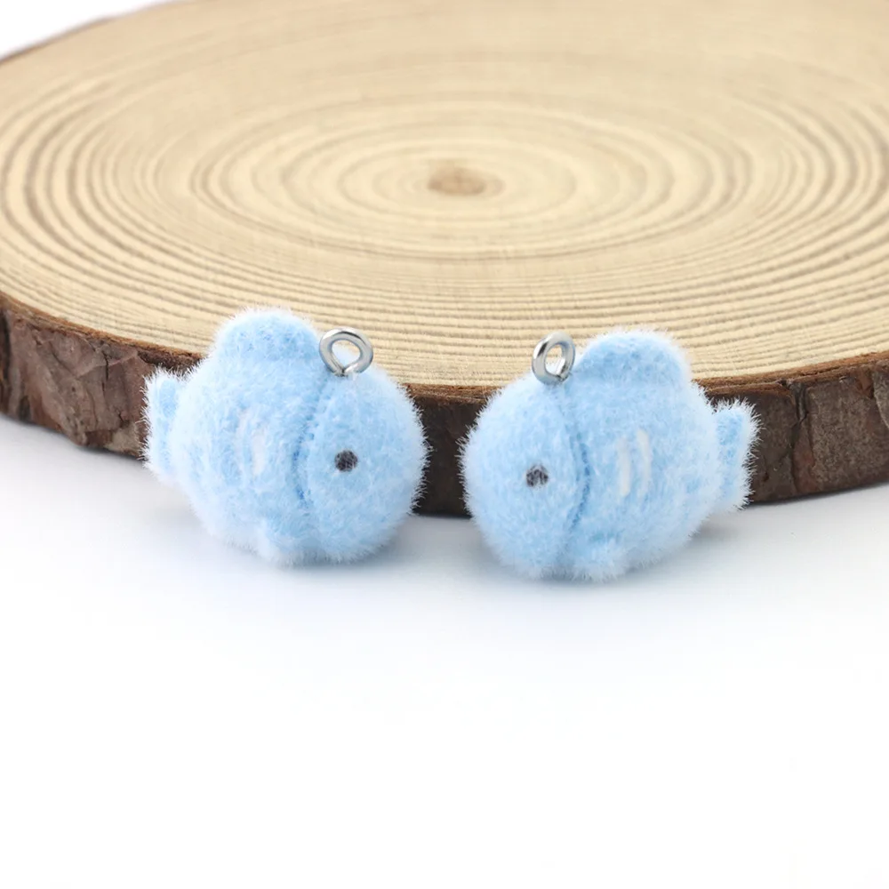 WZNB 10 шт., смоляная флокированная милая маленькая голубая рыбка, кулон с морским животным, подвеска для сумки, цепочка для мобильного телефона, украшение, ювелирные изделия WZNB 10 шт., смоляная флокированная милая маленькая голубая рыбка, кулон с морским животным, подвеска для сумки, цепочка для мобильного телефона, украшение, ювелирные изделия