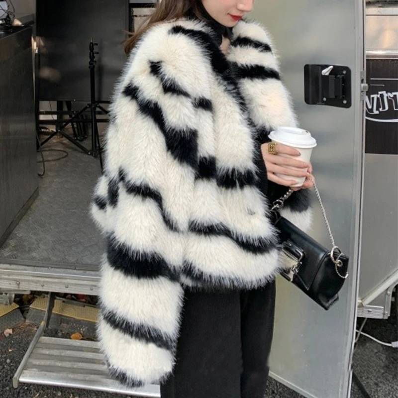 Faux Fox Fur Coat for Women Harajuku Street Chic Girls Fluffy Zebra Fur Coat Thick Warm Overcoats Casual Fashion Winter