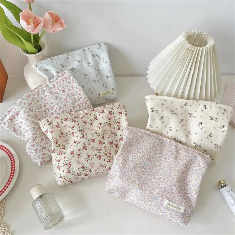 Leuke zoete bloemen make-up tas met grote capaciteit, draagbare reismake-up organizer, dames clutch, girly toilettas, etui