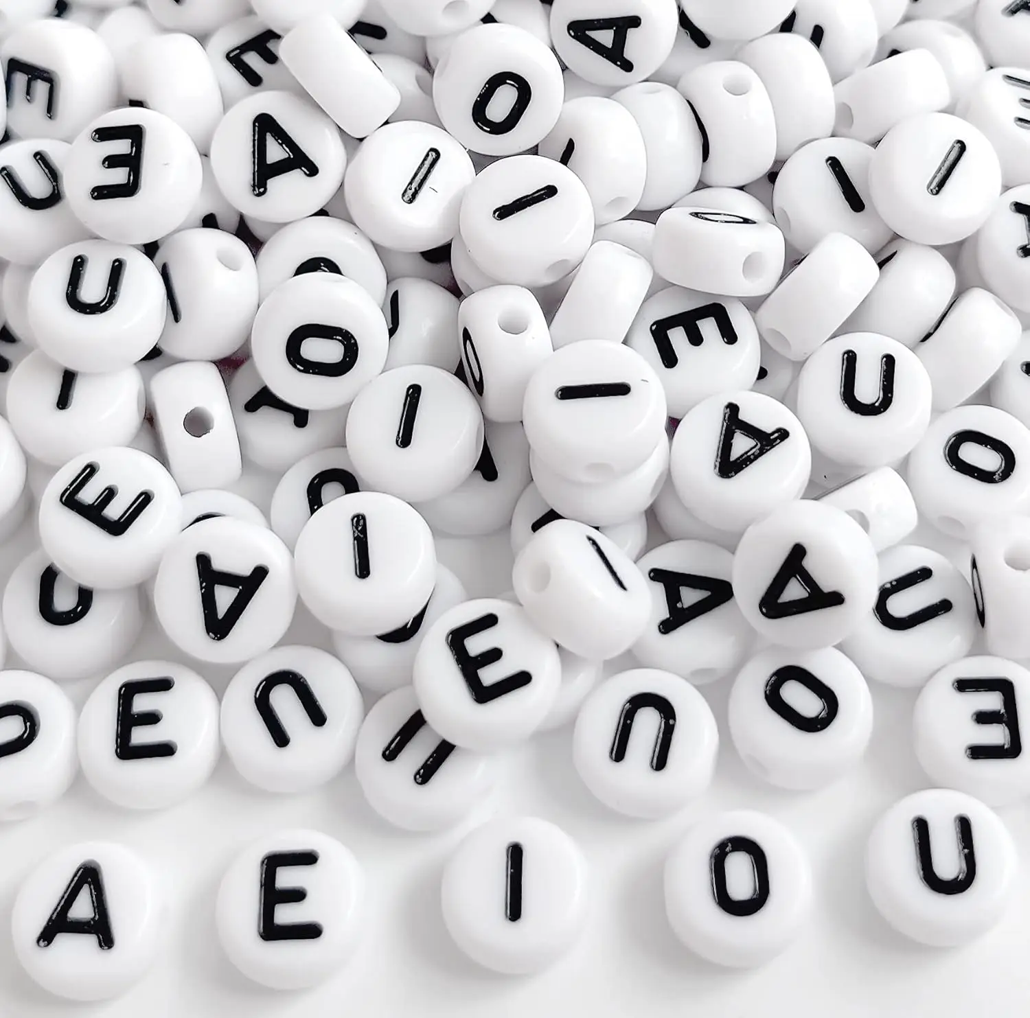 

200PCS 4X7mm Round Vowel Letter Beads White Acrylic Alphabet Bead for Jewelry Making for Bracelets Making DIY Necklaces
