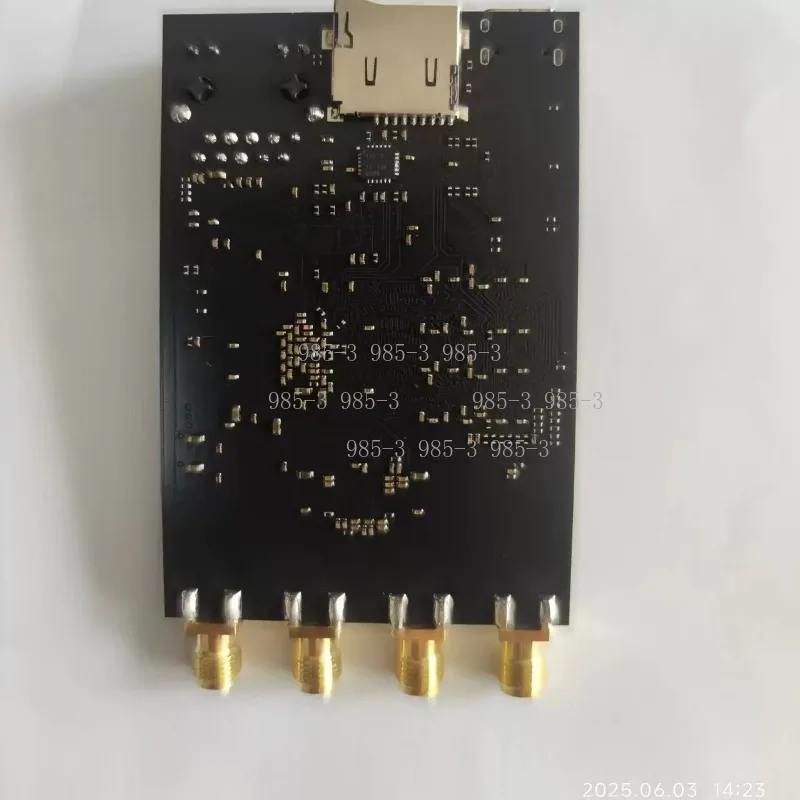 70MHz-6GHz Software Defined Radio