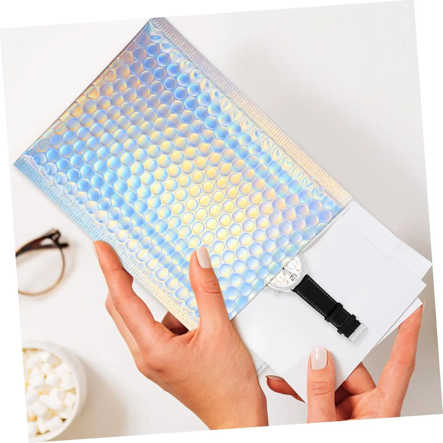 Amplop Buble Mailer Warna Pelangi 50pcs, Amplop Buble Mailer Segel Sendiri, Amplop Berlapis, Kantong Hadiah, Kantong Kemasan Laser untuk Buku