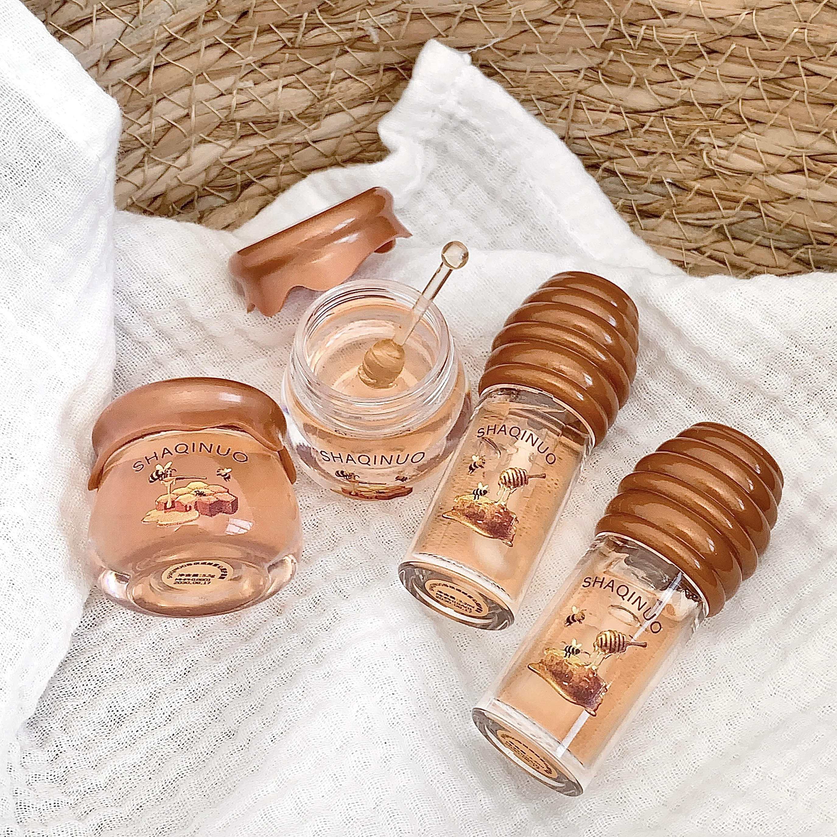 Thumbnail 3 - #92 Lip Primer List of Top Picks