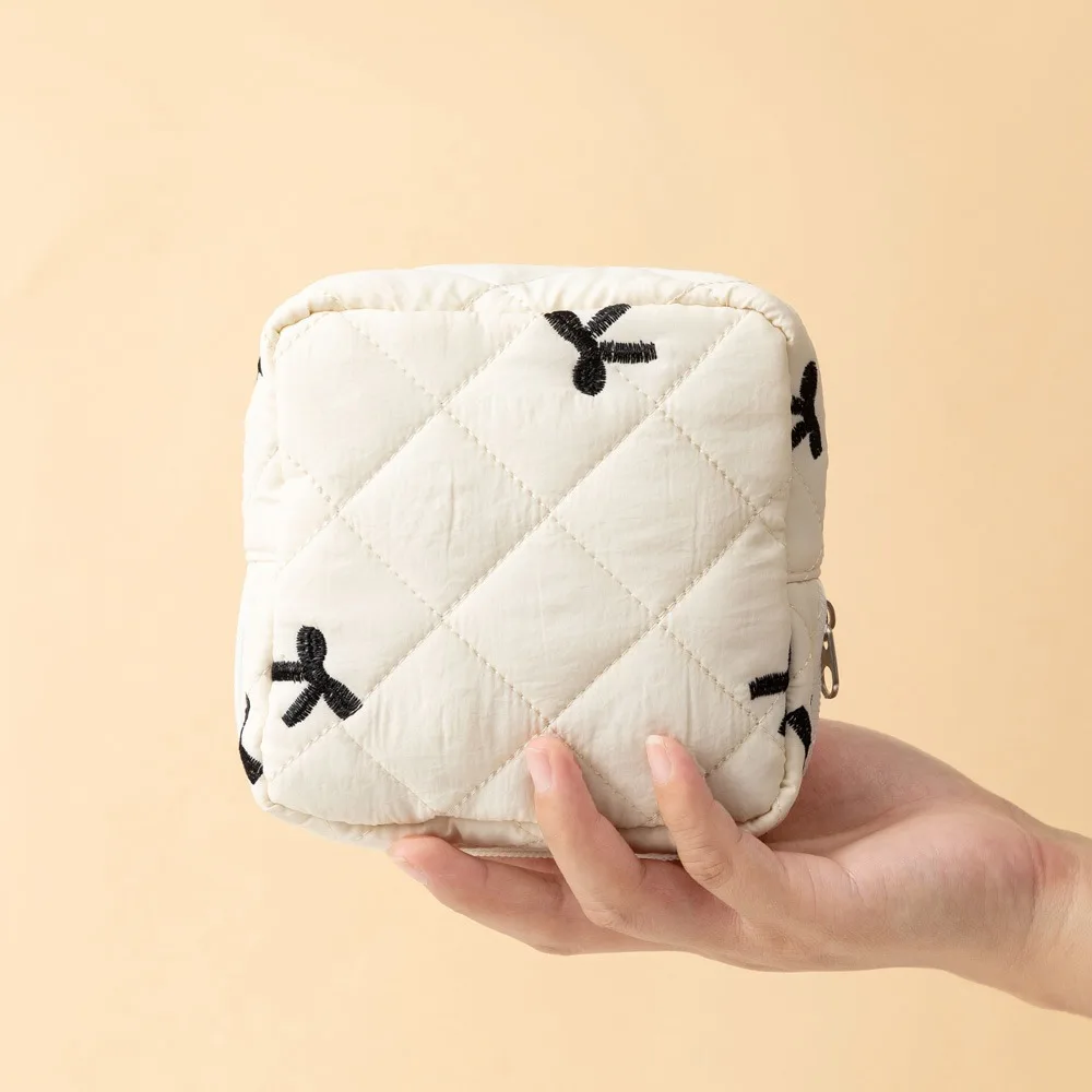 

Gift Bow Sanitary Napkin Organizer Bag Coquette Cotton Women's Mini Clutch Bag Quilted Small Makeup Bag