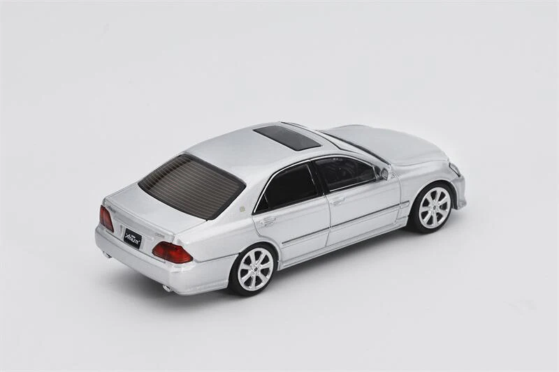 

DCT 1:64 LFA Nürburgring Package / 300C SRT8 / Crown Athlete GRS184 Die-Cast Car Models Gifts