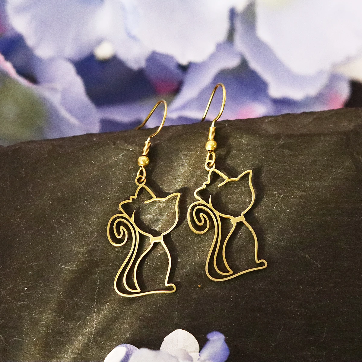 Todorova Curly-Tail Cat-Themed Stainless Steel Earrings - Creative Cute Jewelry, Ideal Gifts for Women Daily & Party Occasions