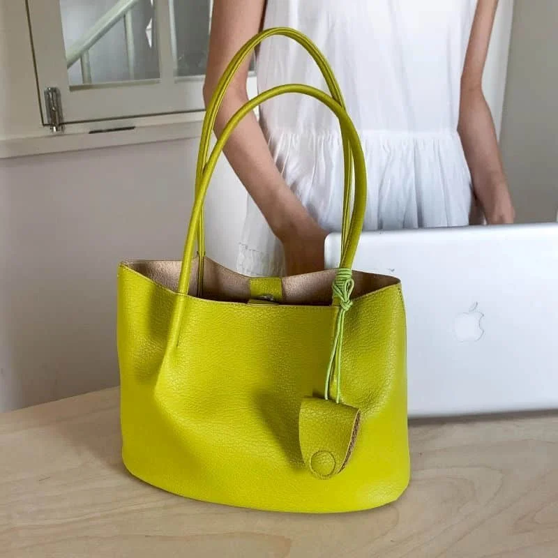 

Leather Shoulder Bags for Women Korean Style Handbags Versatile Minimalist Luxury Office Lady High Quality Vintage Tote Bags