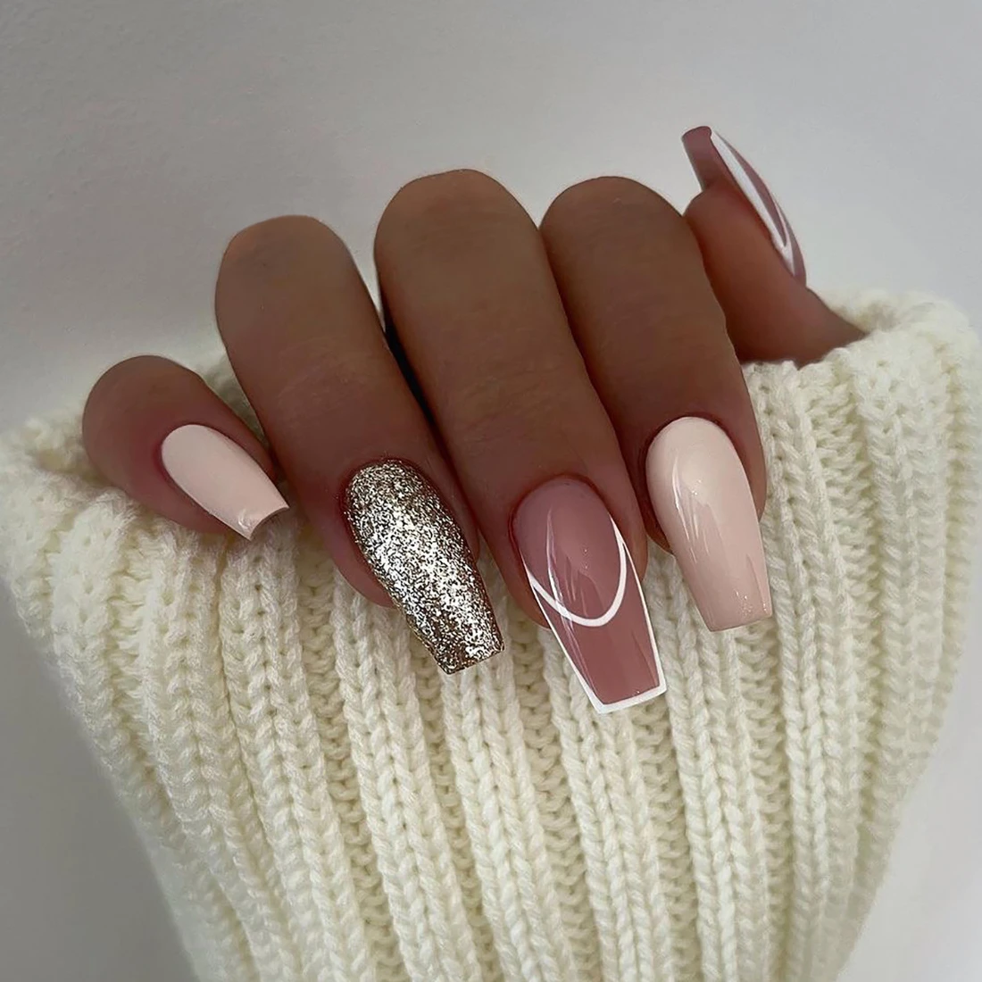 White Curved Line French Pink T-shaped Fake Nails Silver Glitter Nude Detachable Finished False Nails Press on Nails with Glue