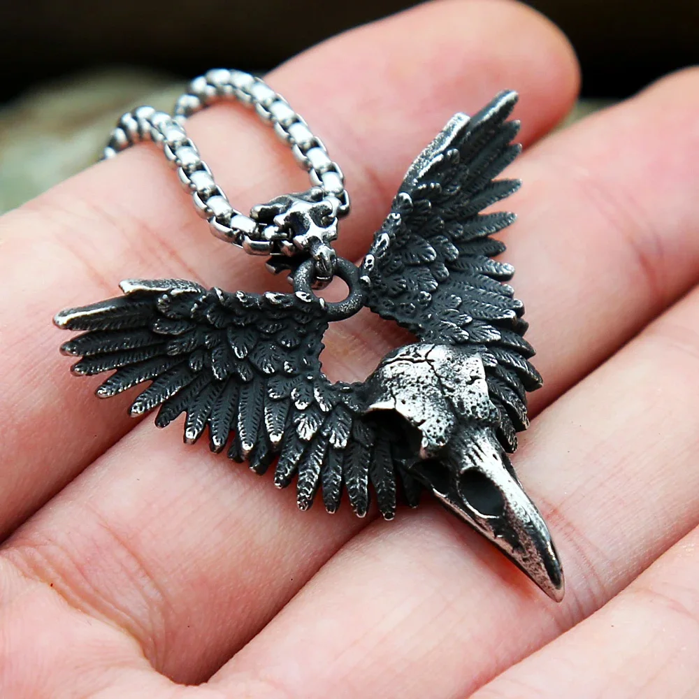 Small Size Vintage Crow Skull Necklaces For Men Stainless Steel Punk Raven Pendant Punk Amulet Jewelry Gifts Dropshipping