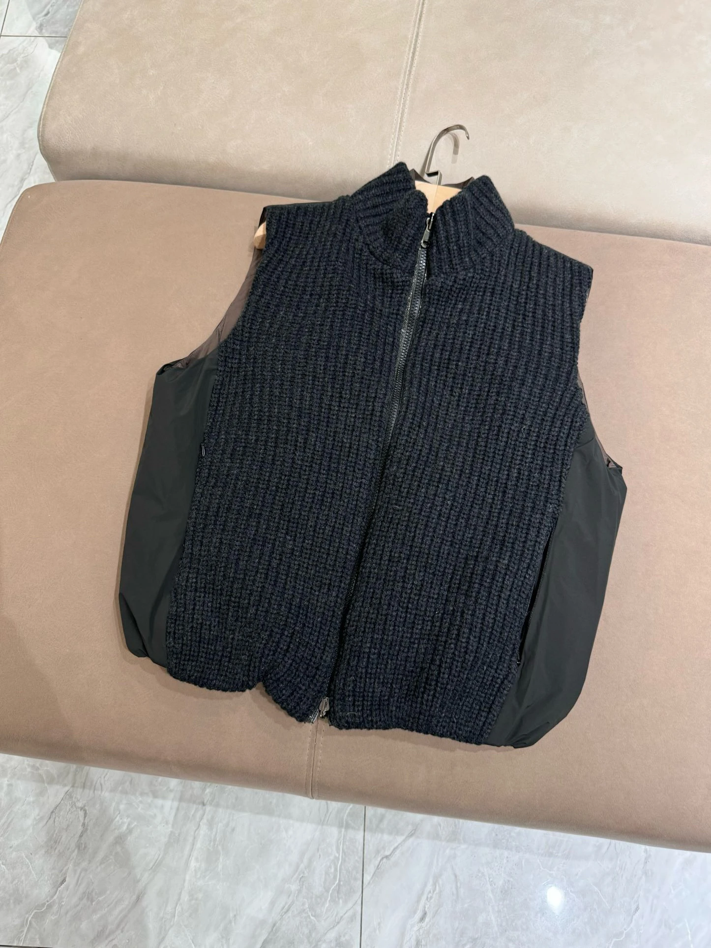 Gilet con colletto alla coreana in piuma d'oca con giunture lavorate a maglia, double-face, casual, sciolto, caldo, da donna