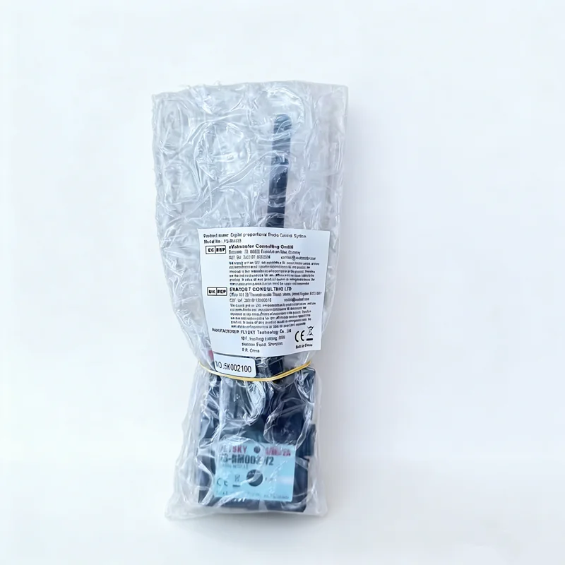 

Модуль передатчика FlySky FS-RM003 2.4GHz AFHDS 2A - дальность 800 м, выход PPM для TH9X