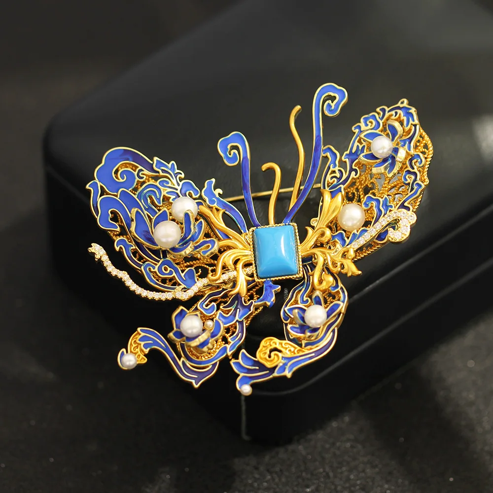 

New Chinese Style High-end Retro Blue Dripping Oil Butterfly Brooch Luxurious Zircon Pearl Hollow Insect Accessory Pin for Women