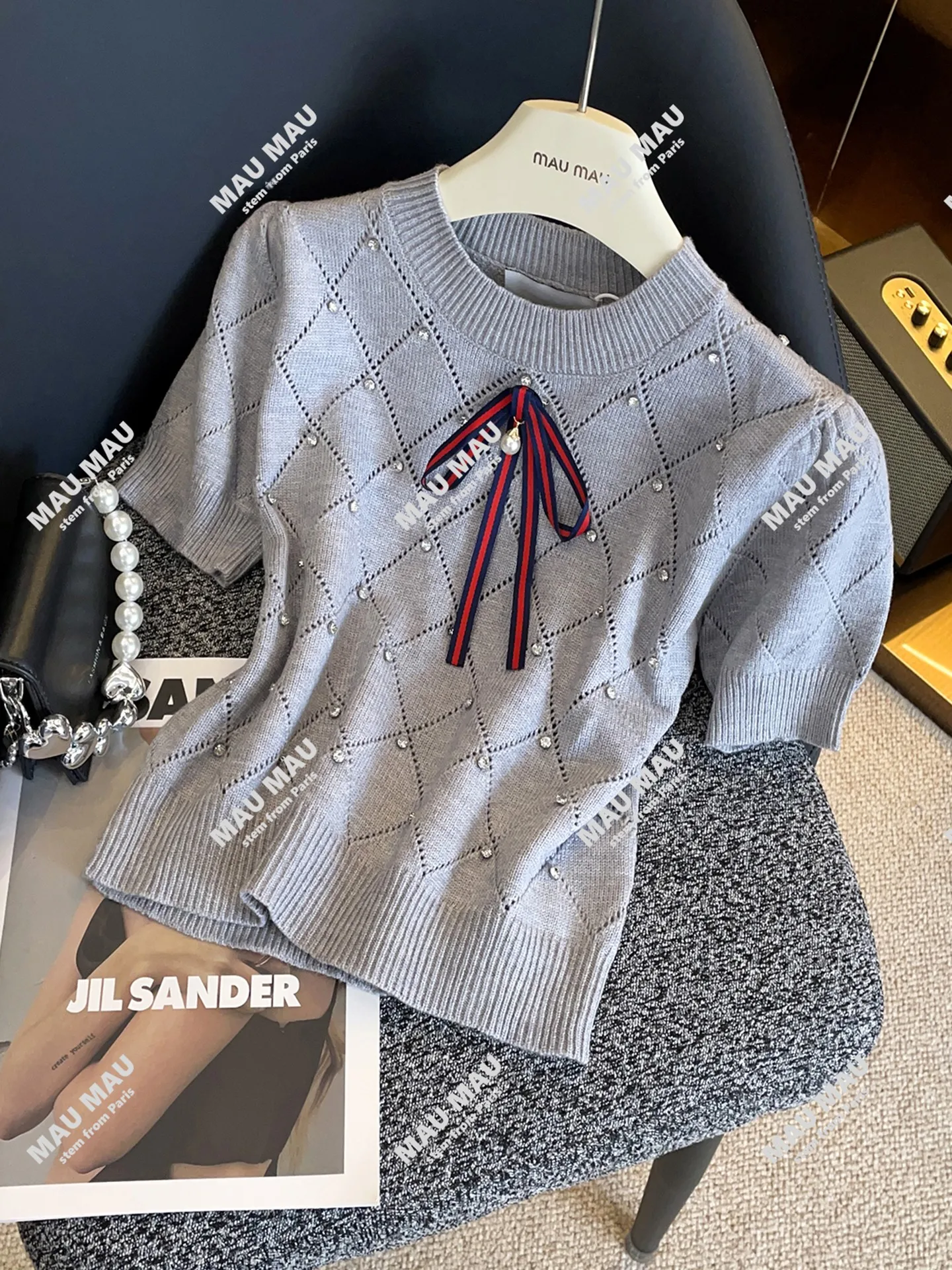 

South Oil High-End Women's Knitted T-irt Knot Diamond id Autumn College Sle Top Women's Faion Daily Wear