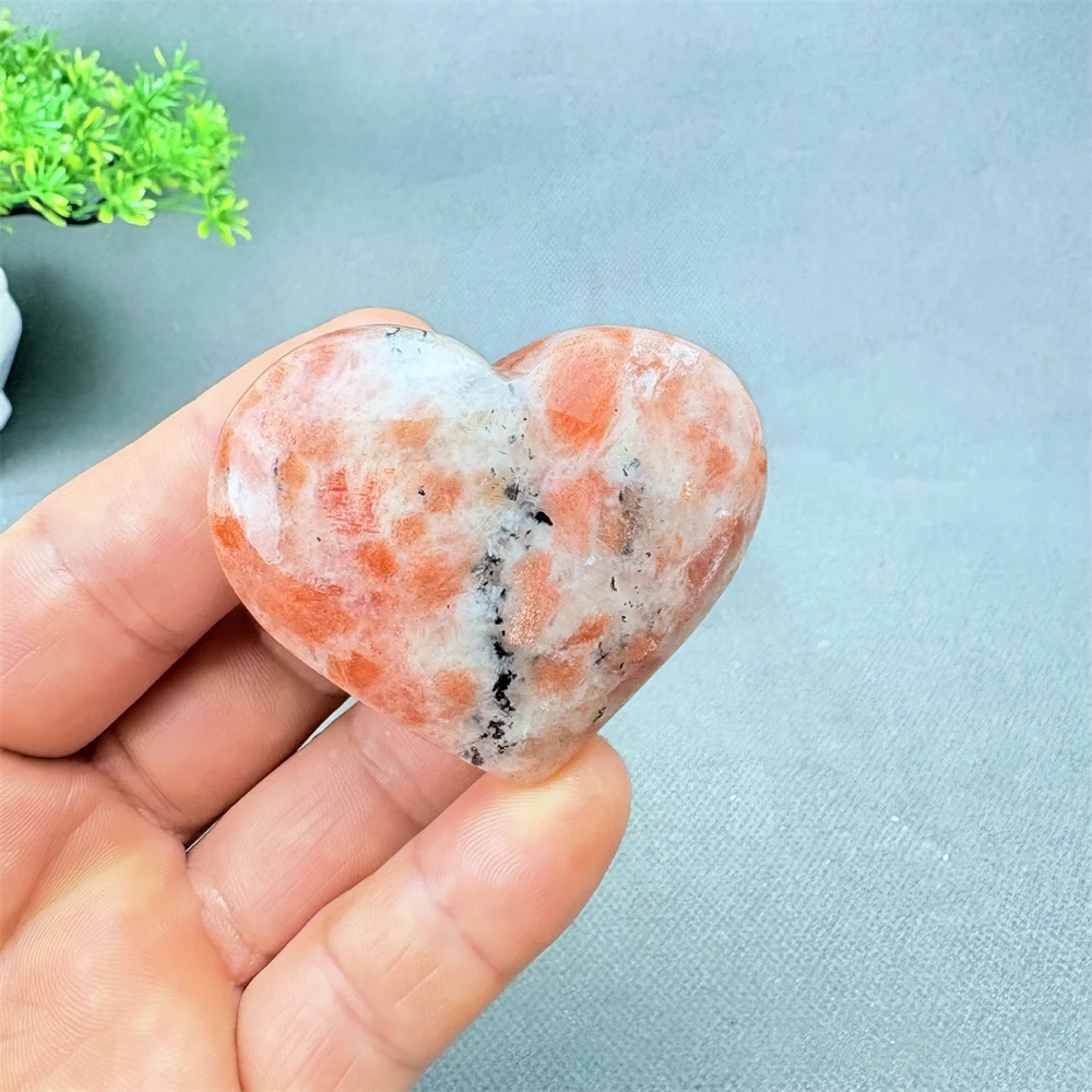 Natural Sunstone Heart Crystal Gem - Rainbow Flash Healing Mineral Energy Reiki Stone for Home Decorations And Gifts