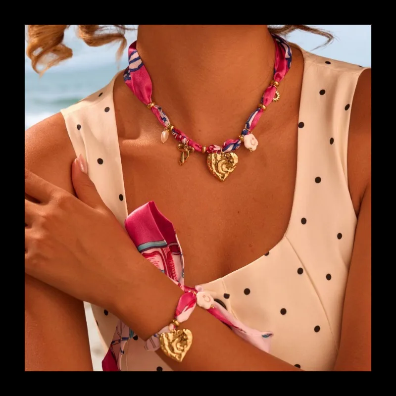 

Color Silk Scarf Series Love Pendant Stainless Steel Necklace Does Not Fade Light Luxury Elegant Bracelet Autumn and Winter Jewe