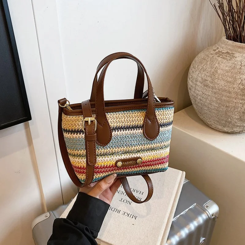 

Fashionable Women's Crossbody-Bag Made Of Premium Leather With Casual Simple Vintage And High-End Elegant Look​