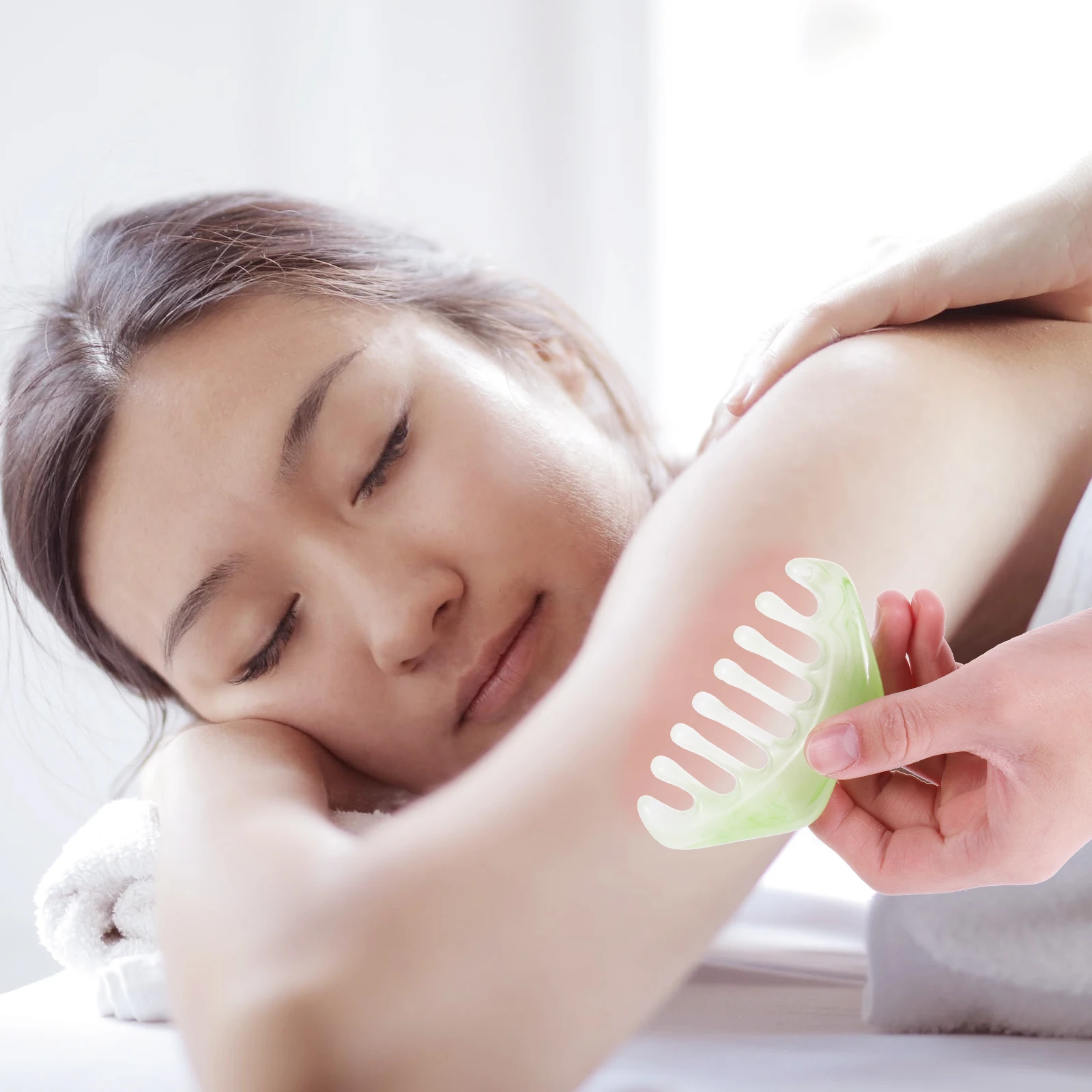 

3 pcs Resin Massage Combs Ergonomic Guasha Comb Tool For Face Neck Back Body Acupoint Scraping Comb Smooth Beauty Scraping Plate