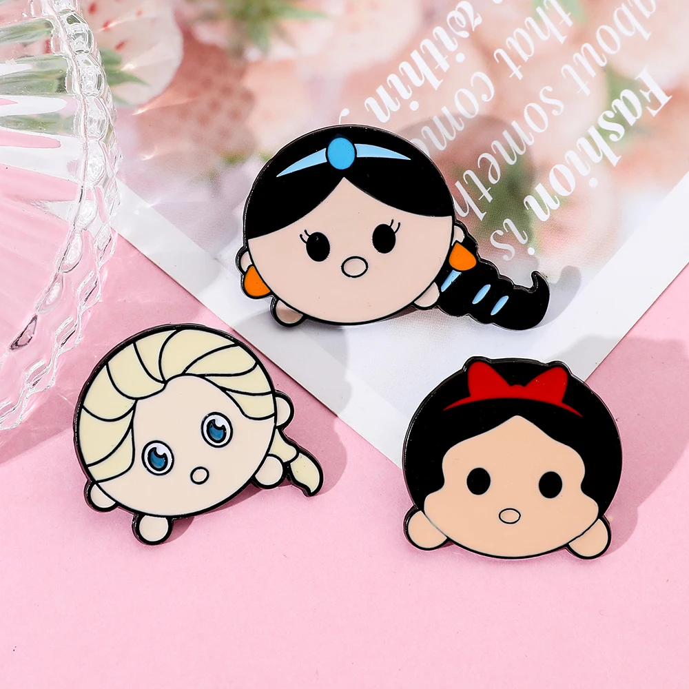 

Disney Cartoon Character Princess Brooch Cute Q-version Princess Enamel Lapel Pin for Backpack Jewelry Accessories Fashion Gift