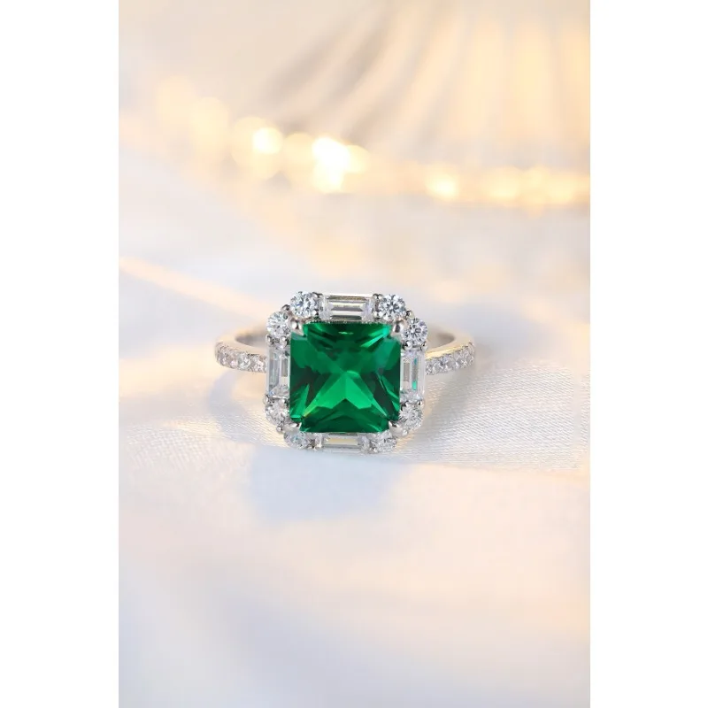 Ruihe New Luxury 925 Silver 2.11ct Lab Grown Emerald Simulated Diamond Ring for Women Couple Daily Office Jewelry