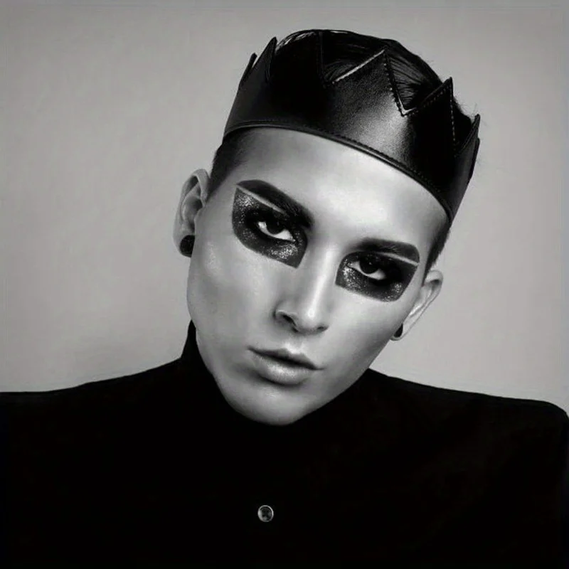 中世の王子ロールプレイングハロウィンカーニバルコスチュームボールPUレザーキングクラウン