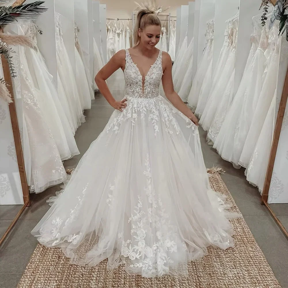 

JEHETH 2025 Bride Sexy Backless V-neck Sleeveless A-line Lace Appliques Vestidos De Noiva Gown for Women Customed