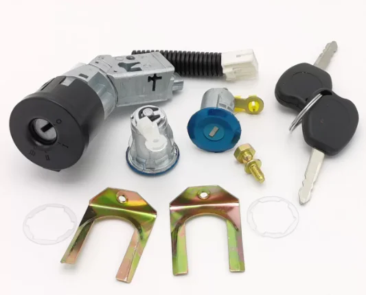 Lock Cylinders set for Geely Panda / Global Eagle GX2  Ignition Switch Lock Cylinder Door Lock Cylinder Anti-Theft Lock Cylinder