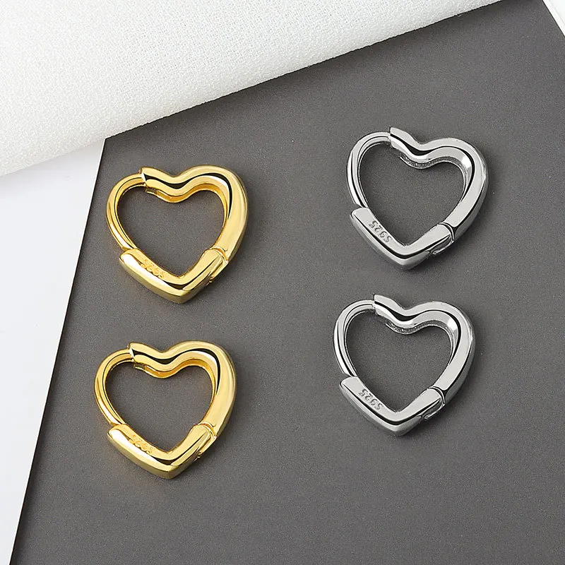 Hot Sale New Frigid Wind Stainless Steel Silve Temperament Round Flattened Simple Heart Personalite Women's Earrings Jewelry