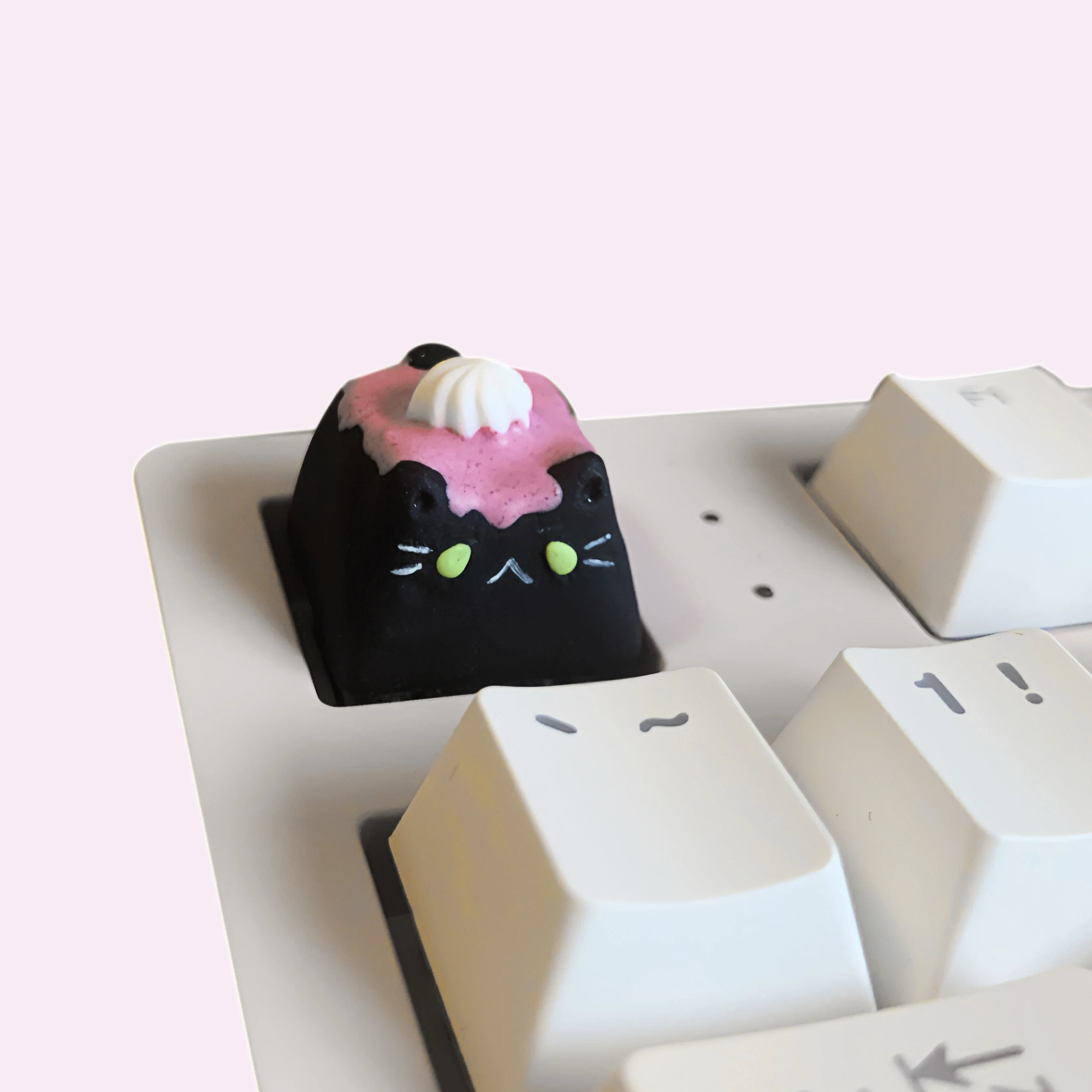 1 Piece Cartoon Cream Cat Keycaps ESC Key Personalized stone plastic clay key cap pink cat cute gift Mechanical Keyboard Keycaps
