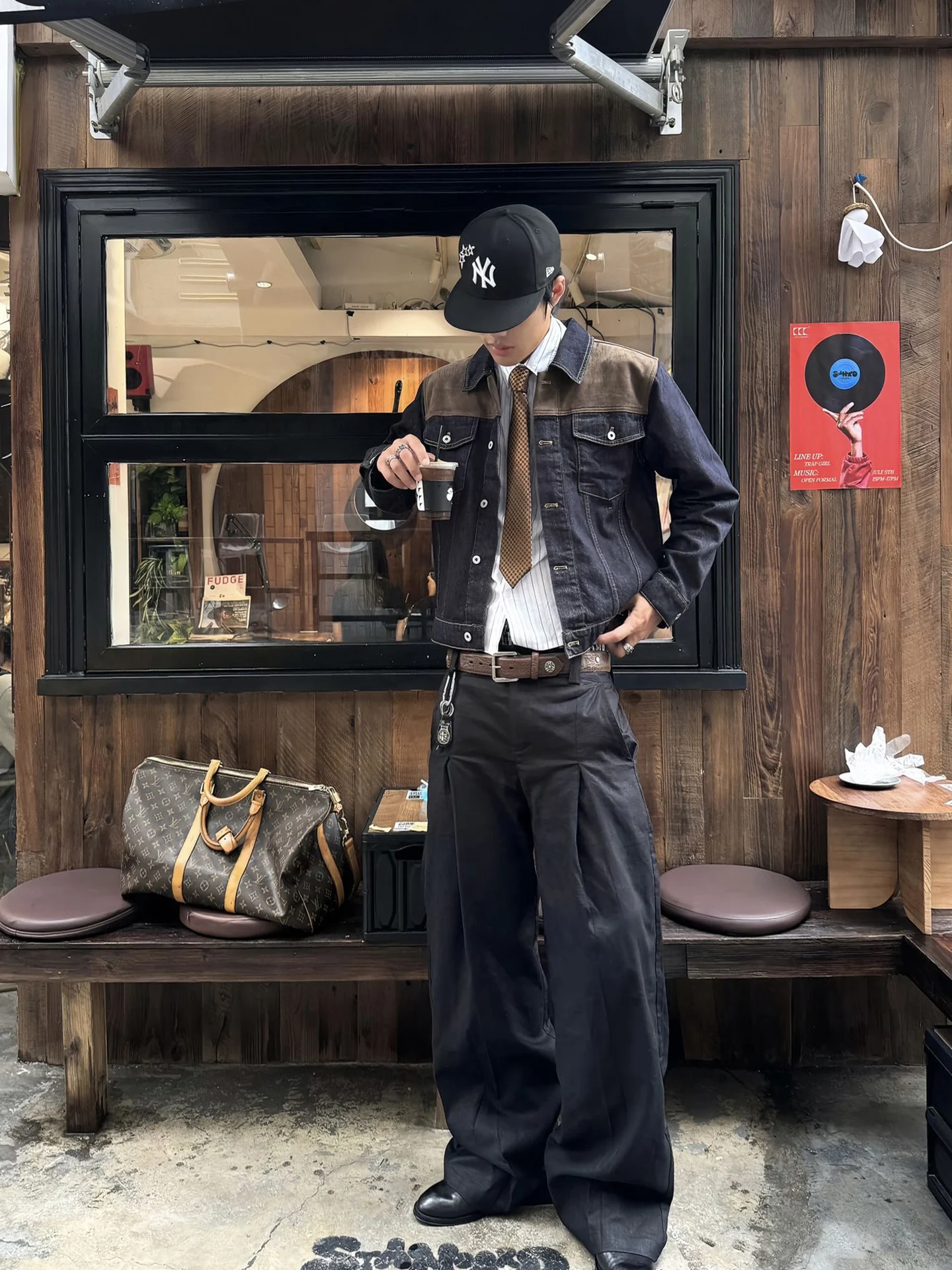 

Мужская замшевая джинсовая куртка в стиле ретро с американской талией, осенне-зимняя универсальная верхняя одежда со свободным воротником, элитная молодежная тенденция Sensation