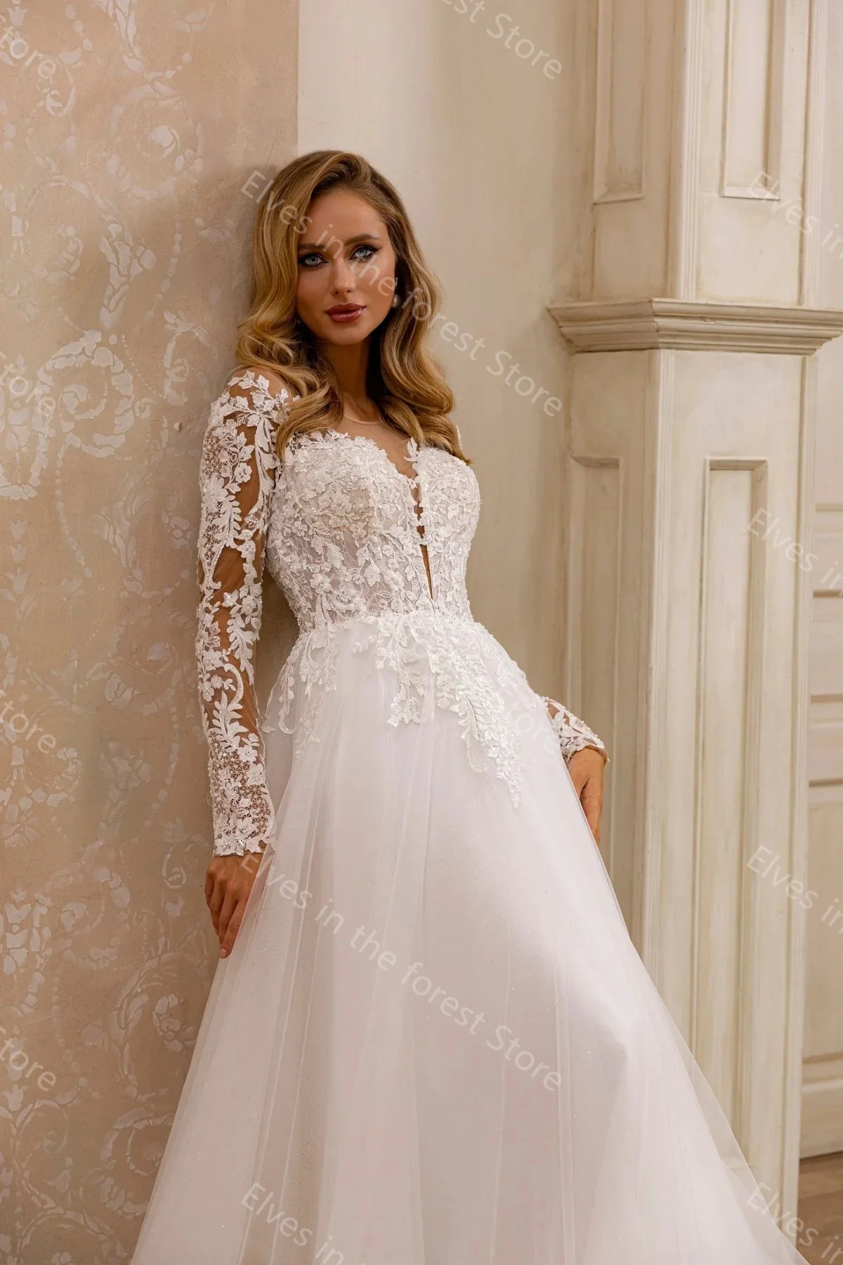 Glamorous A Line Wedding Dresses Luxury Lace Appliques Bridal Gowns Long Sleeves Floor Length Customized Vestidos De Mariee