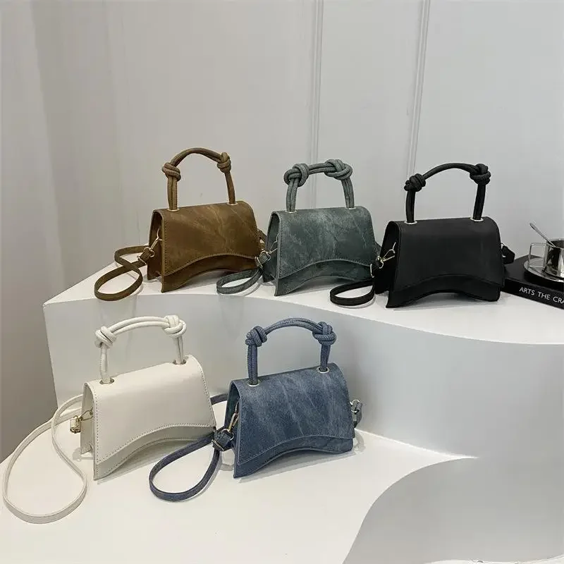 

Fashionable Women's Shoulder Bag Pure Color Trendy Crossbody Bag Simple Casual Diagonal Bag Small Square Bags Women Gifts