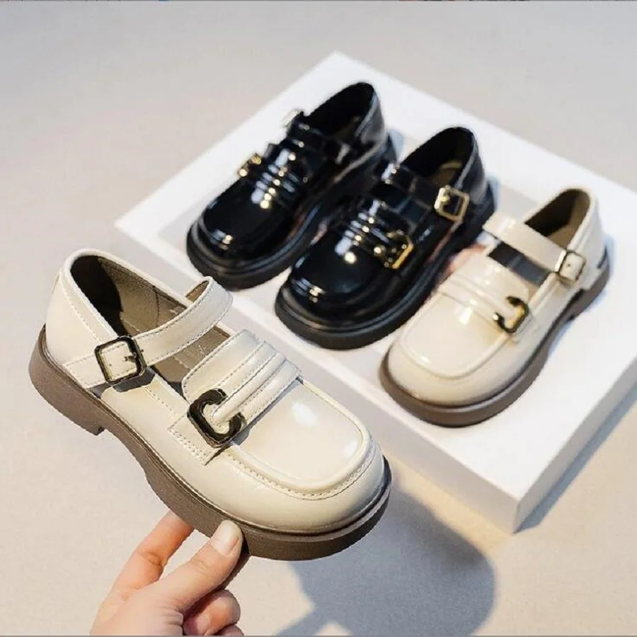 

Autumn 2024 New Children's Shoes Little Girls' Temperament Leather Shoes Korean Fashion Girls' Bright Leather Shoes Black Beige