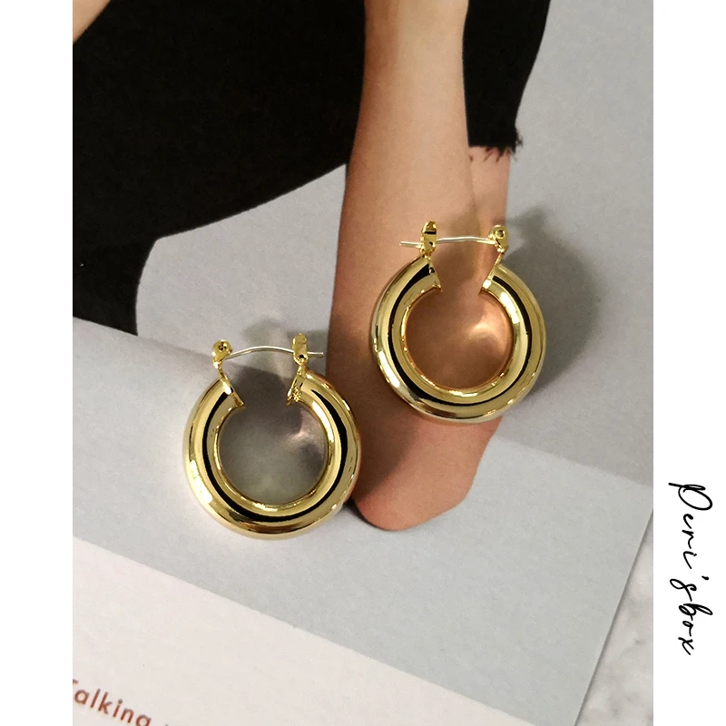 Peri'sBox 24mm Gold Color Thick Hoop Earrings for Women Brass Medium Plain Hoops Earrings Open Round Circle Earring Light Weight