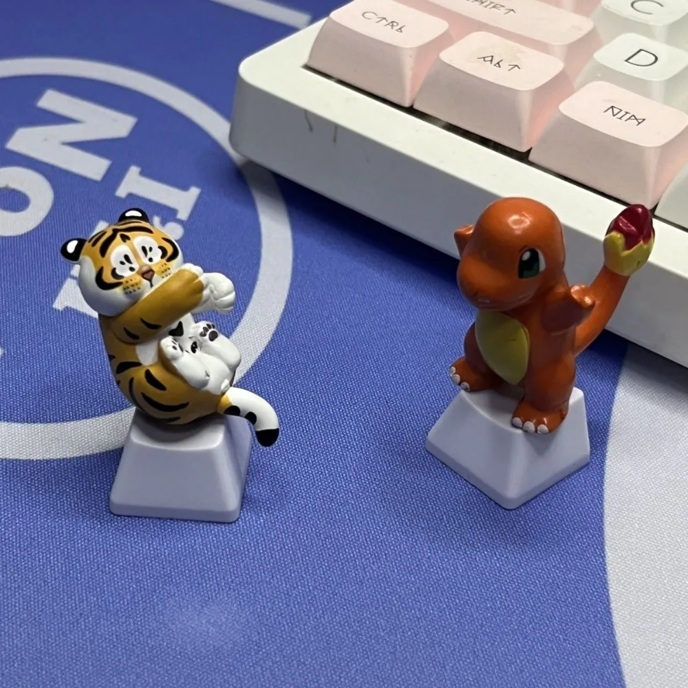 Miniso Stitch Sanrio Kaneel Cartoon Charmander Keycaps Handgemaakte Cross-axis Mechanisch Toetsenbord E S C Doorschijnende Keycap Gift