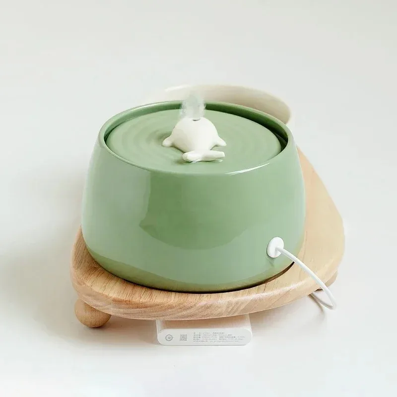 Fontaine d'eau en céramique pour chat, 1.3 L, chargeur USB, mangeoires d'eau pour animaux de compagnie, pour chiens, Filtration à circulation automatique, distributeur d'eau à débit
