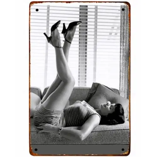Bettie Page 레트로 메탈 사인 핀업 걸 빈티지 주석 사인 포스터 장식, 12x8