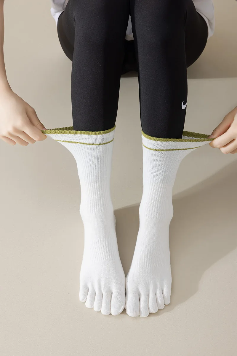 1 Paar Damen Fünf-Zehen-Silikon-Antirutsch-Yoga-Socken Weiche Atmungsaktive Ballett-Tanz-Damen-Fitness-Sport-Antirutsch-Pilates-Socken – Detail 4
