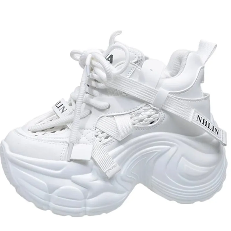

Летние туфли для папы 9 см, женские спортивные повседневные белые кроссовки с дышащей сеткой на толстой подошве, модные туфли на плоской подошве со шнуровкой