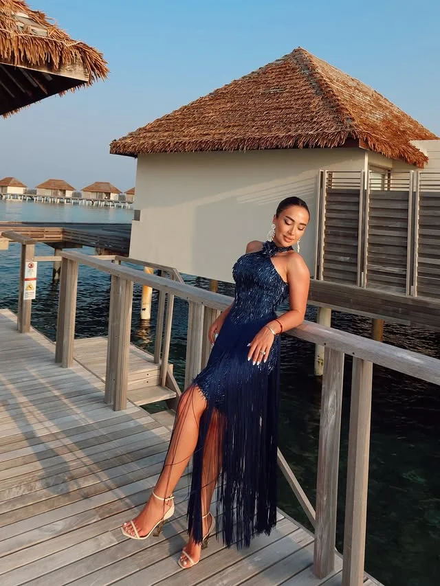 

Aenyrst Elegant Luxurious Party Dresses Side Silt Navy Blue Formal Occasion Prom Gowns Sleeveless Exquisite Customized robe ete