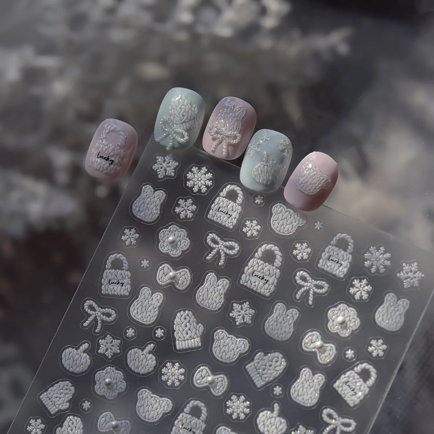 Adesivi per unghie con diamanti in cristallo 5D di lusso Maglione bianco invernale Accessori per nail art Adesivi Decorazioni 3D per manicure autoadesive