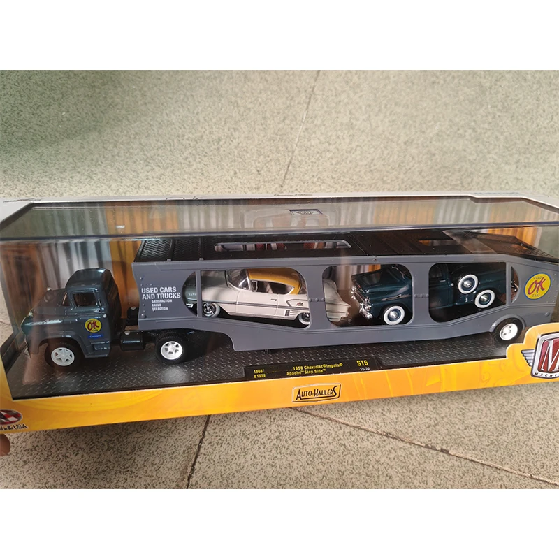 M2 1:64 Dodge Challenger Mustang Camaro Impala pick-up transporteur modèle de voiture en alliage