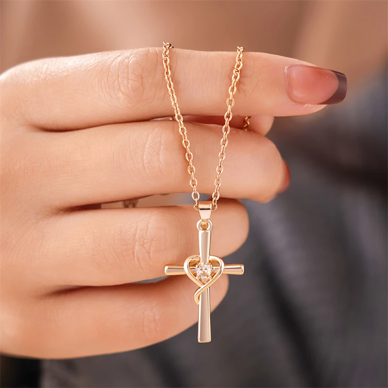 Exquisite Zirkon Kreuz Anhänger Halskette für Frauen Trendy Licht Luxus Gold Farbe Drehbare Krone Halskette Schmuck Großhandel – Detail 12