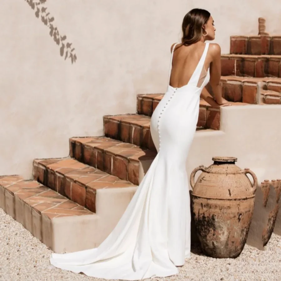 OUSIRUI เซ็กซี่สีขาวสปาเก็ตตี้สายรัด Chic Boho เจ้าสาว Backless Mermaid ชุดแต่งงานผู้หญิงชุดซาตินยืดหยุ่น Vestidos De Novia