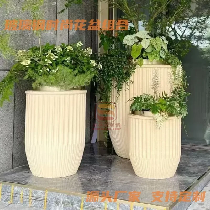 FRP Antique Flower Pot Set for Mall Hotel Lobby Outdoor Landscape Decoration Vintage Style Planter Combination