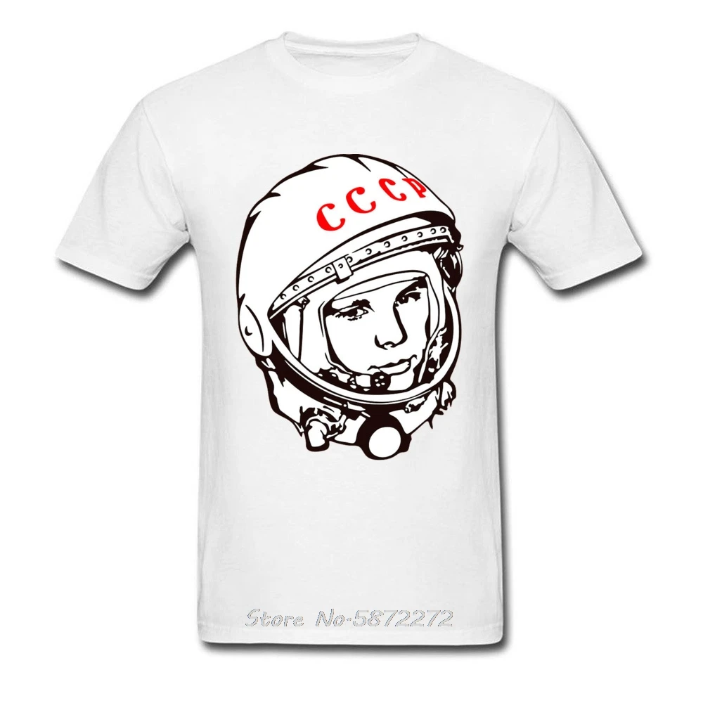 USSR CCCP Russian Soviet Tshirt Cosmonaut Yuri Gagarin Men Tees Brand Casual Tops Tees Funny Novelty T-Shirt Cotton Clothing